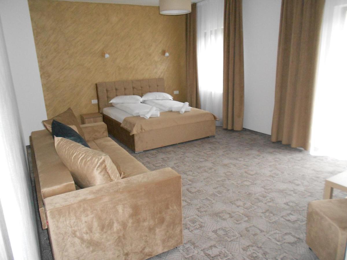 Andrana Hotel Caciulata Eksteriør billede