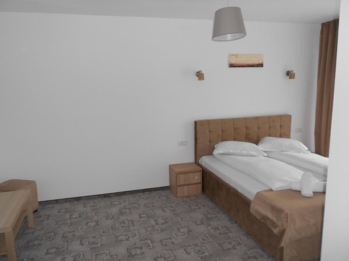 Andrana Hotel Caciulata Eksteriør billede